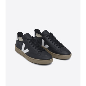 VEJA V-12 LEATHER BLACK...