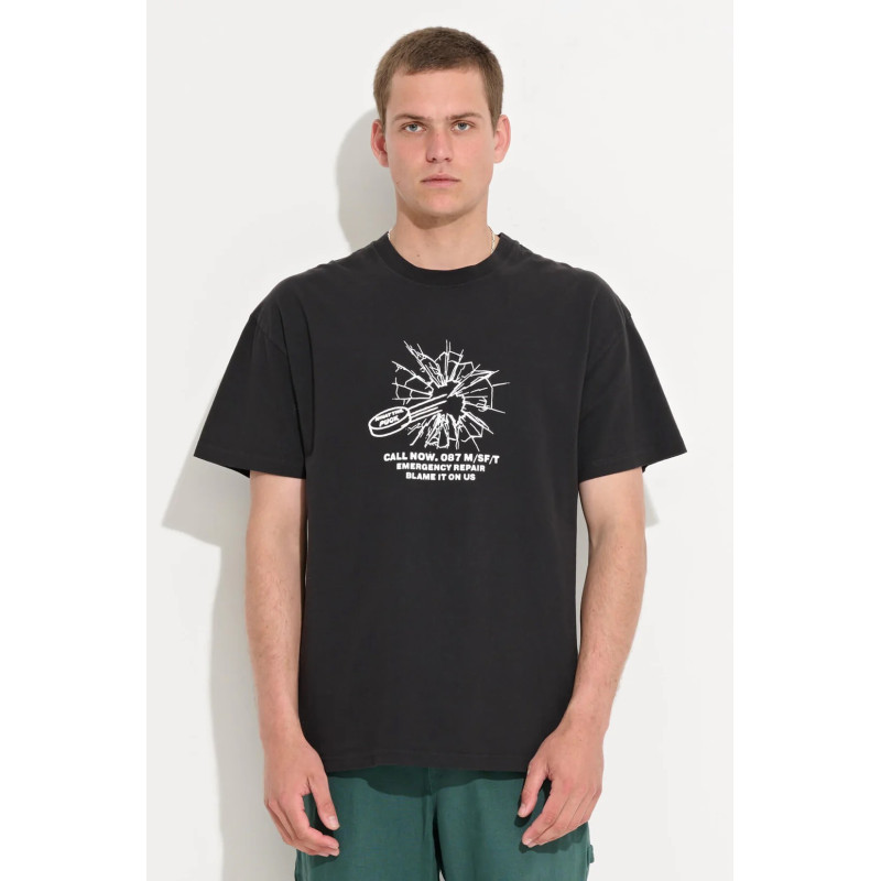 M/SF/T BLAME US SS TEE PIGMENT BLACK