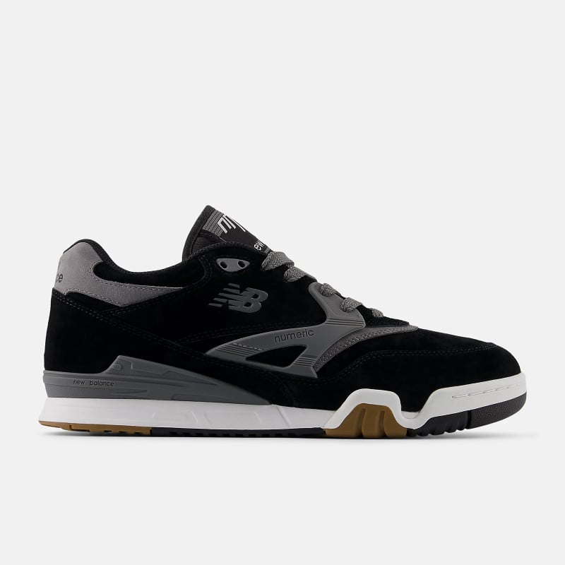 NB NUMERIC BLACK 770 YZZ