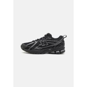 NEW BALANCE 1906 RCH BLACK...