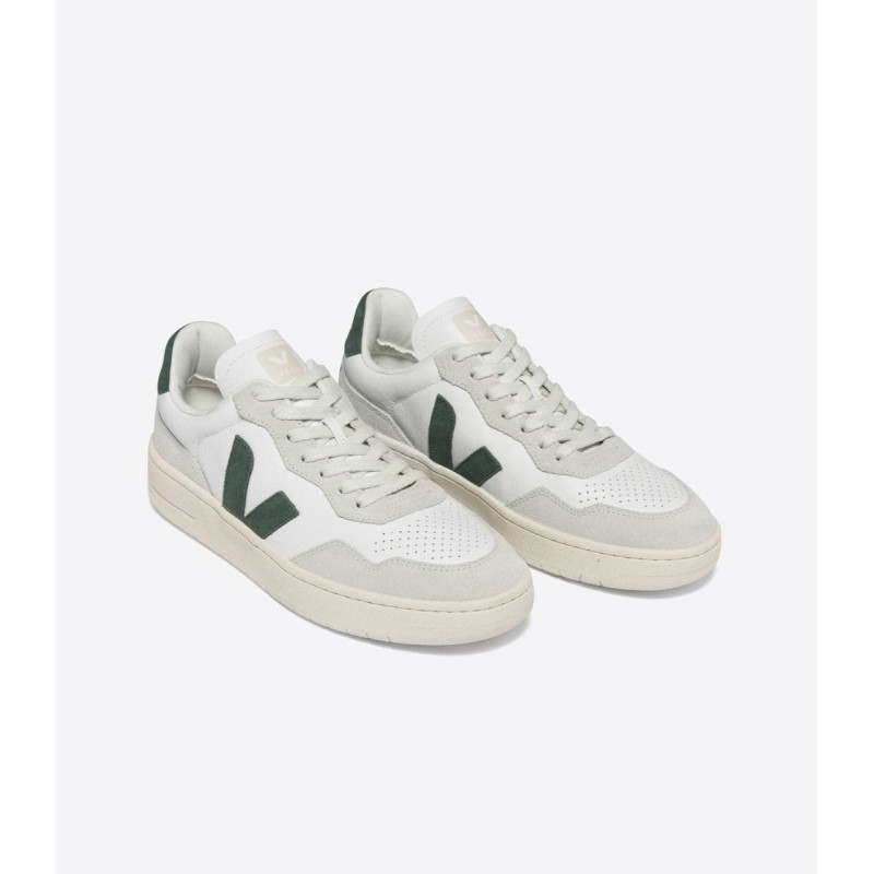 VEJA V-90 LEATHER WHITE CYPRUS