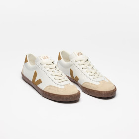 VEJA VOLLEY LEATHER WHITE...