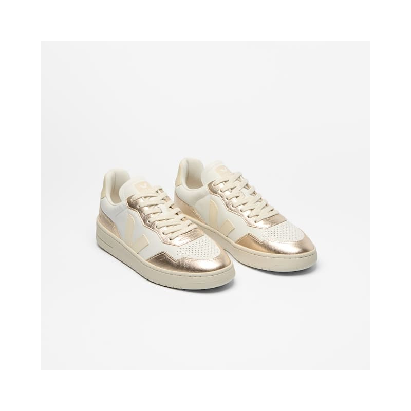 VEJA V-90 LEATHER WHITE CALCAIRE PLATINE