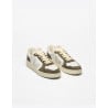VEJA V-82 White Natural Khaki – Baskets rétro éco-responsables en cuir