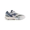 Baskets New Balance 880 Sea Salt Bayberry